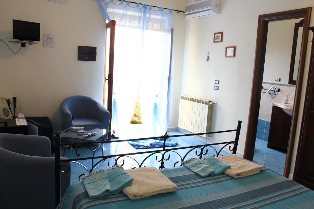 Bed And Breakfast Nefer Maratea Værelse billede